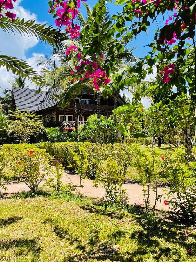 Palumboreef Beach Resort Uroa Eksteriør bilde