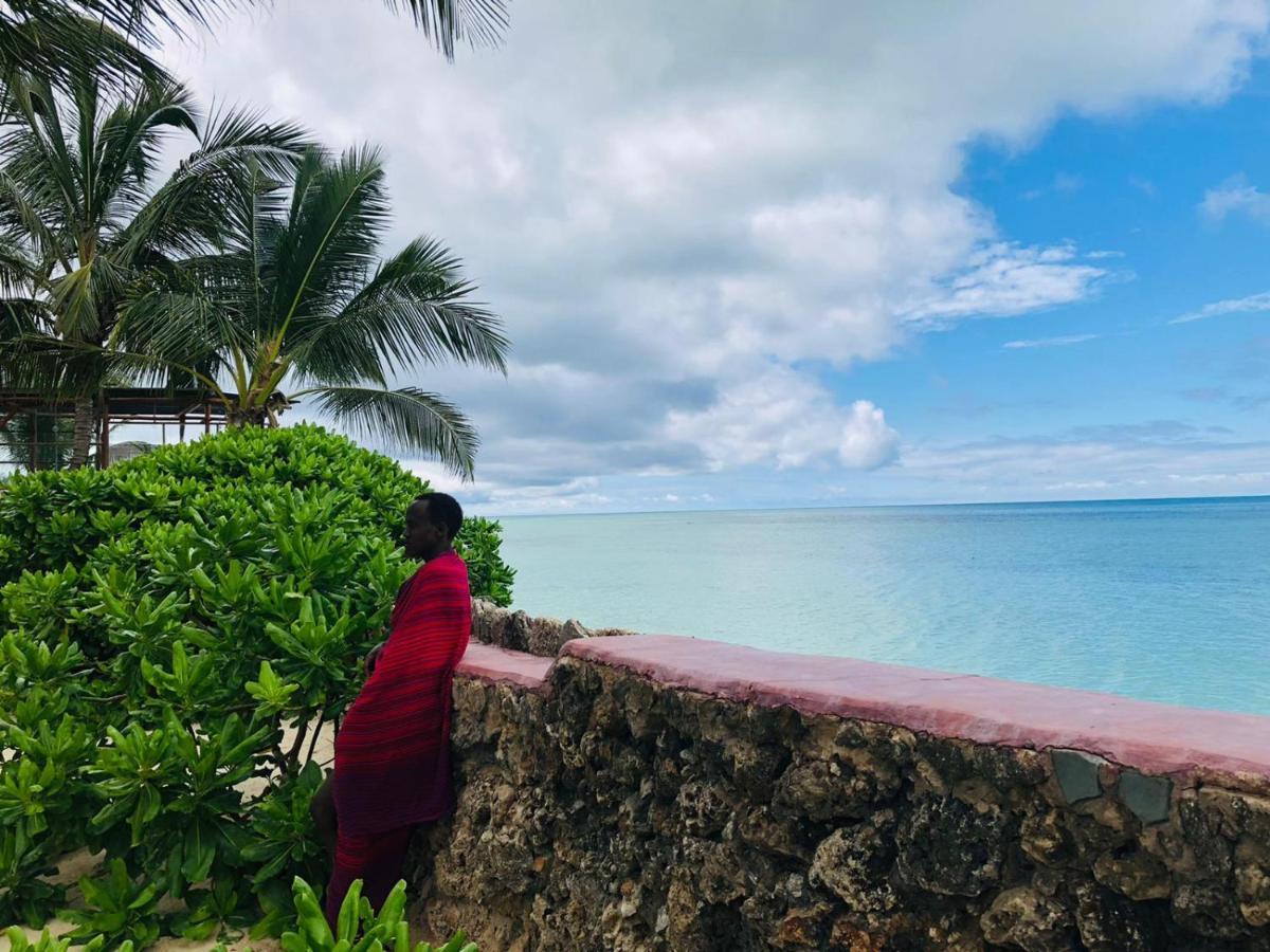 Palumboreef Beach Resort Uroa Eksteriør bilde