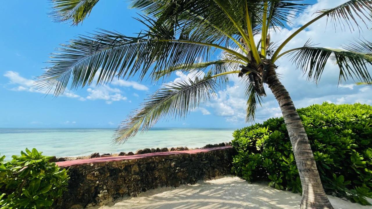 Palumboreef Beach Resort Uroa Eksteriør bilde