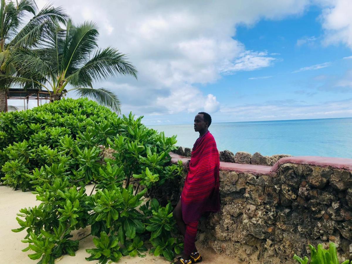 Palumboreef Beach Resort Uroa Eksteriør bilde